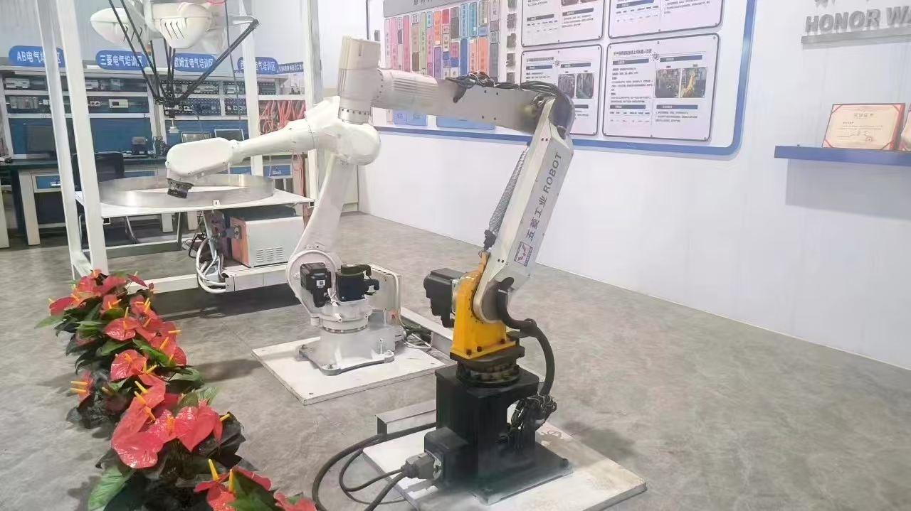20241016092047265 Cmp(冠军)官网 - 西甲希洪竞技主赞助商