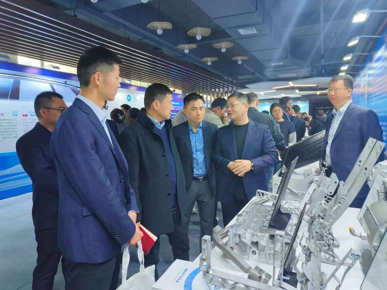 20250409140613186 Cmp(冠军)官网 - 西甲希洪竞技主赞助商