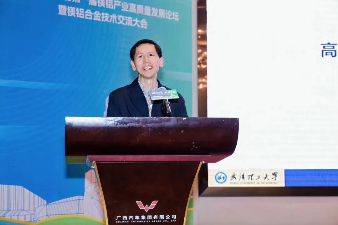 Cmp(冠军)官网 - 西甲希洪竞技主赞助商